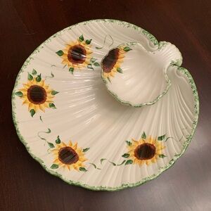 Hand painted Ceramic Sunflower Chip & Dip Bowl